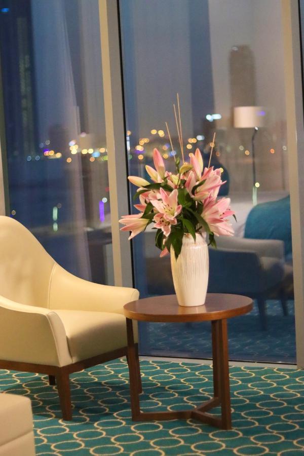 Grand Swiss-Belhotel Waterfront Seef Sanabis Exterior photo